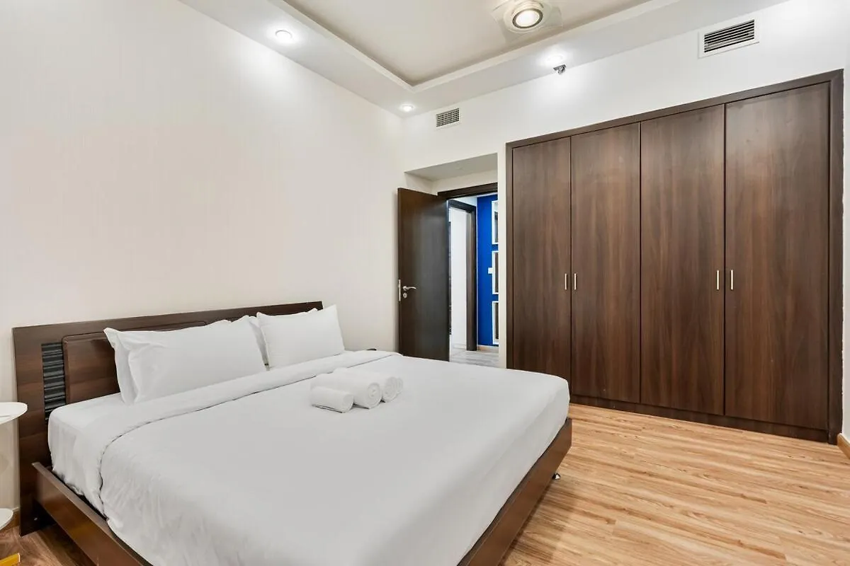 Lux 1 Bedroom Getaway With Stunning Views, Pool And Gym Dubai 0*,  United Arab Emirates